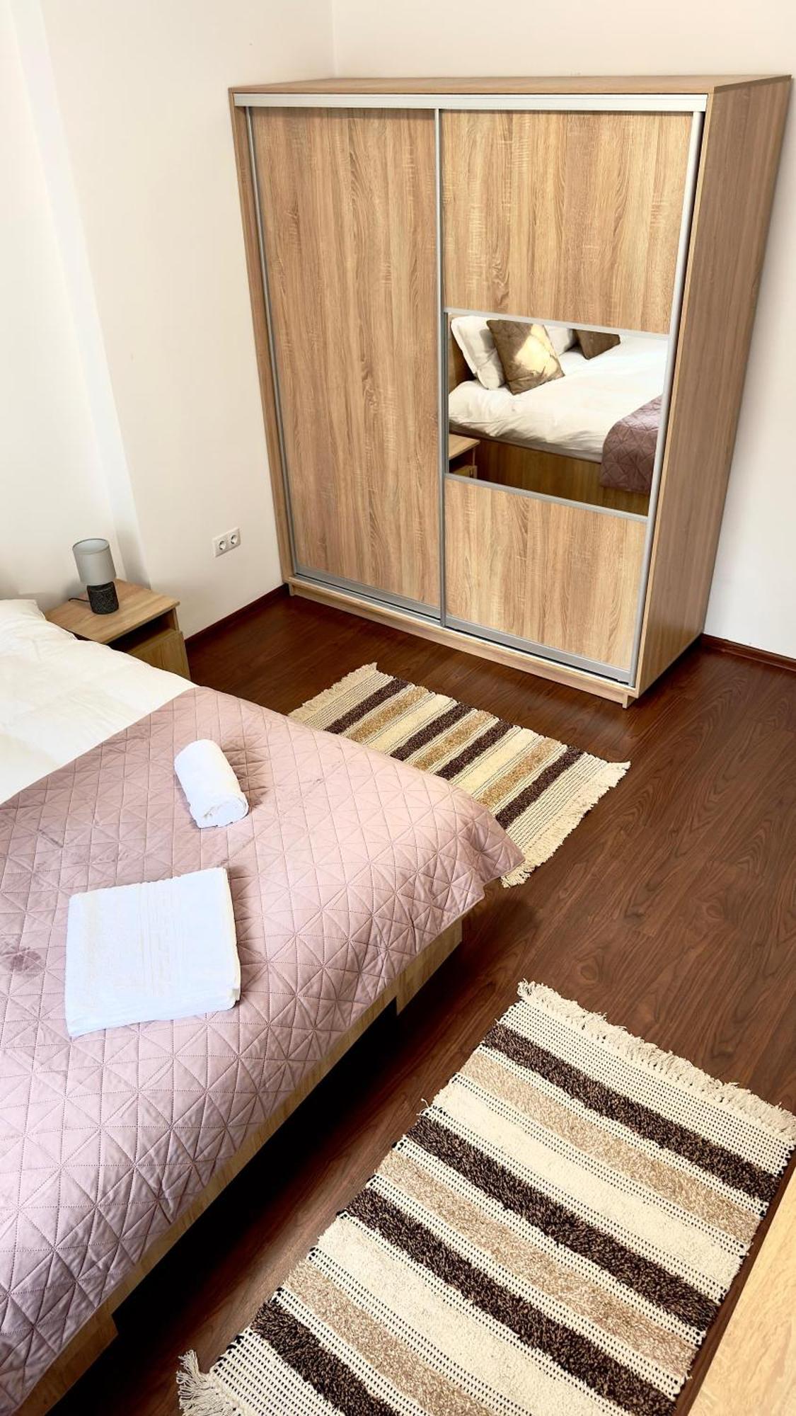Phoenix Central Apartments Сибиу Экстерьер фото